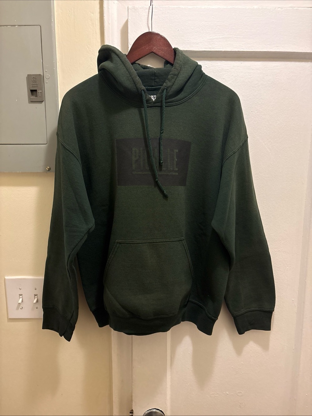 Men’s Pigalle box logo Forest Green Pullover Hoodie Gildan size Medium